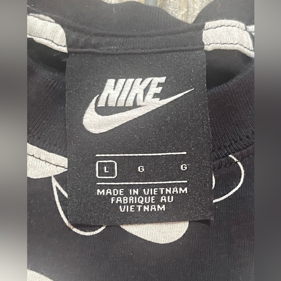 NIKE SPORTSWEAR ESSENTIAL CROPPED TEE Women’s Size L Black/White - Picture 6 of 7